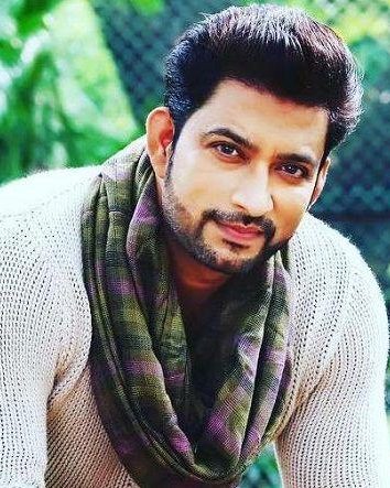 aadesh chaudhary