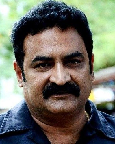 aadukalam naren