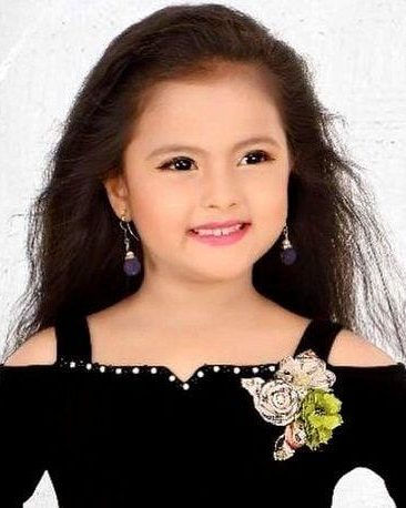 Profile 4 aayesha vindhara