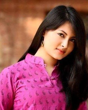 agnila iqbal