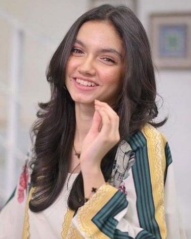 Aina Asif 14 aina asif