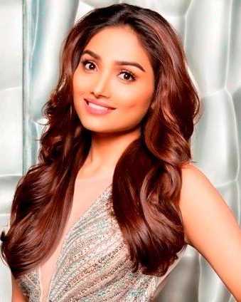 Aishwarya Devan 17 aishwarya devan