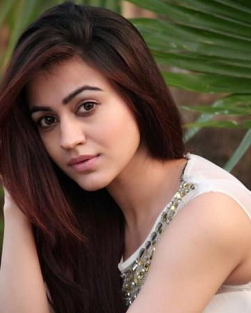 Aksha Pardasany 5 aksha pardasany