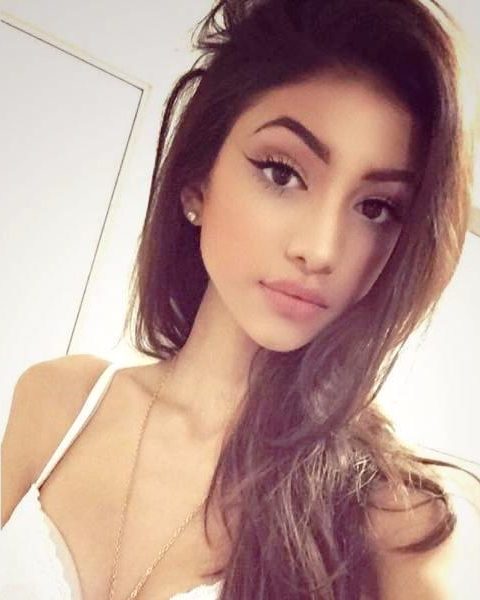 Alanna Panday 11 alanna panday