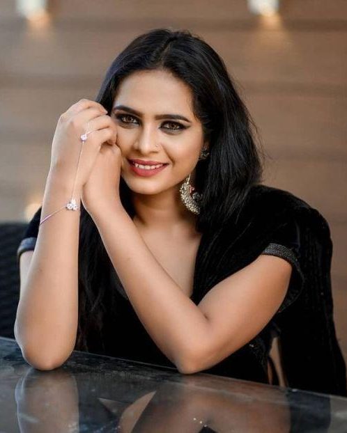 amruta dhongade