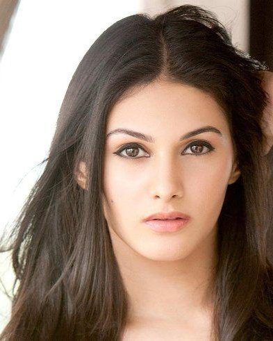 amyra dastur