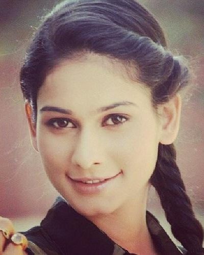 Aneri Vajani 9 aneri vajani