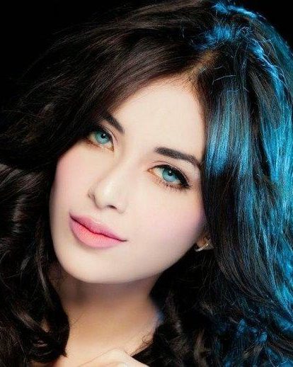 Angela Krislinzki 16 angela krislinzki