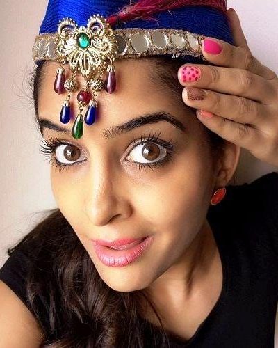 Anisha Dixit 18 anisha dixit