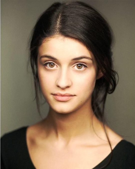 anya chalotra
