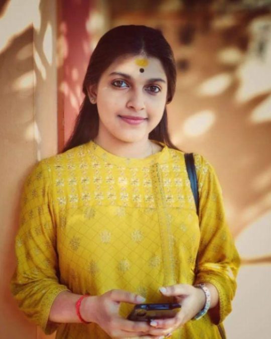 Arya Parvathy 14 arya parvathy