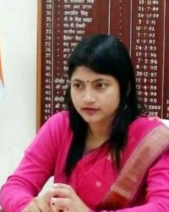 b. chandrakala (ias)