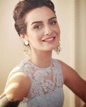 birce akalay