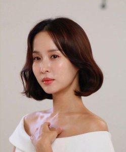 cho yeo jeong