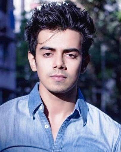 devarshi shah