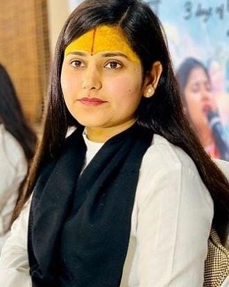 devi nidhi saraswat