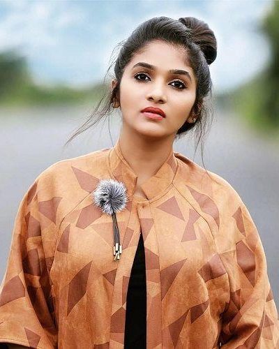 Divya Suresh 18 divya suresh