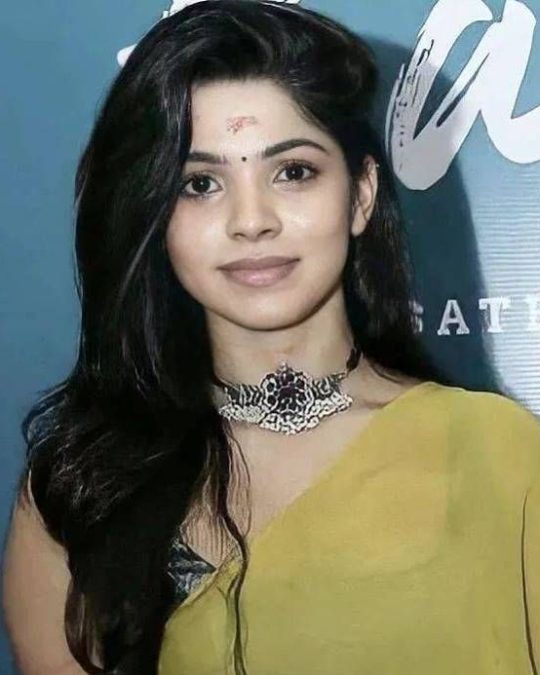 Divyabharathi 19 divyabharathi