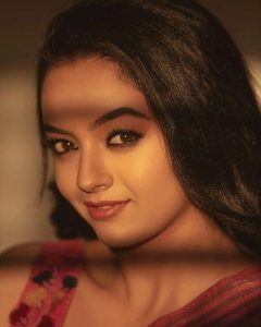gauri kulkarni
