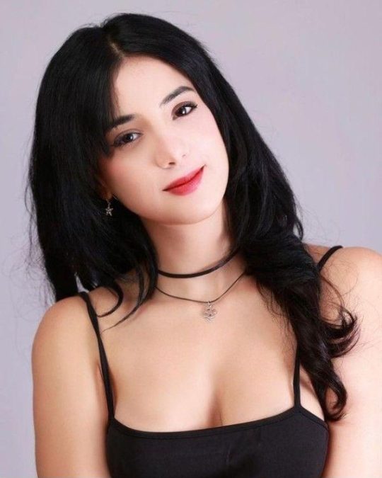 Hiba Trabelssi 17 hiba trabelssi