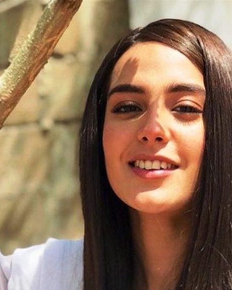 iqra aziz