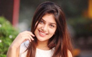 ishita chauhan