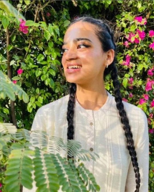 Ishita Shukla 10 ishita shukla