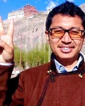 Jamyang Tsering Namgyal 22 jamyang tsering namgyal