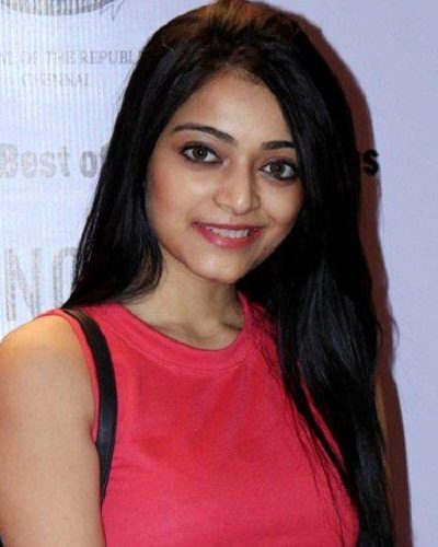Janani Iyer 6 janani iyer