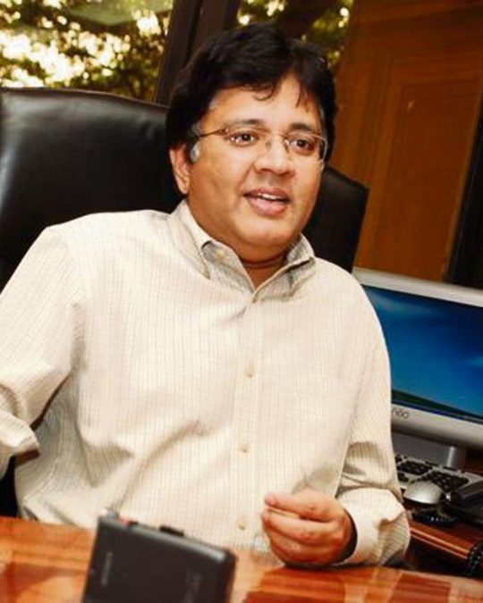kalanithi maran