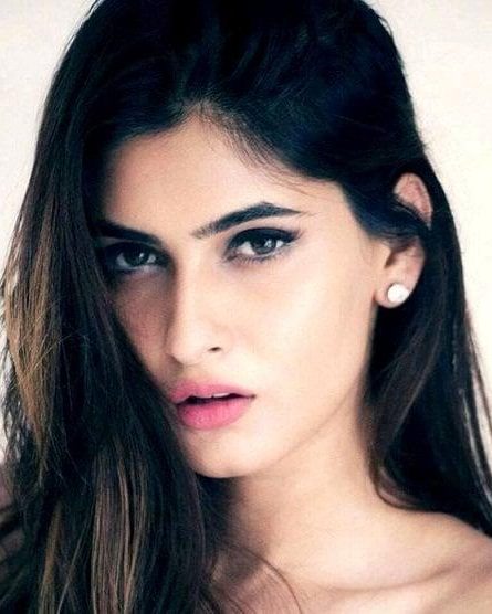karishma sharma