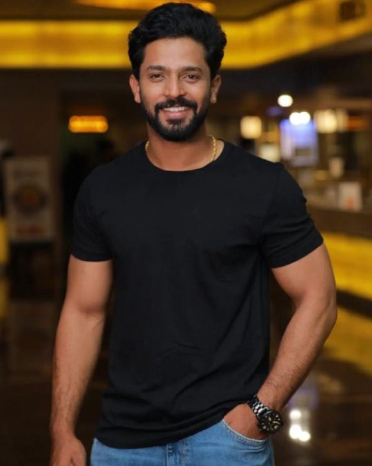 Karthik Mahesh 1 karthik mahesh