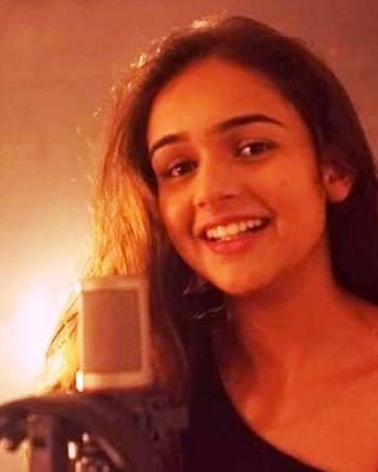 Kaveri Kapur 22 kaveri kapur