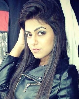 kavya khurana