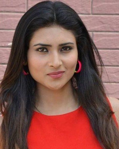 khushi malhotra