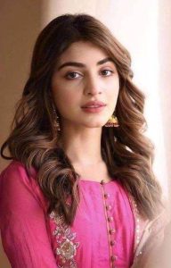 kinza hashmi