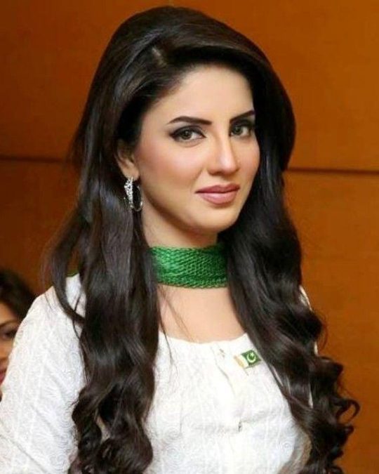 Kiran Naz 16 kiran naz