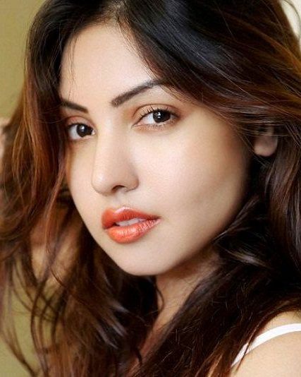 komal jha