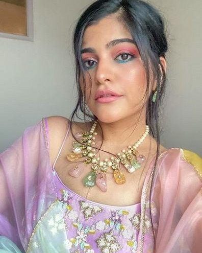 Kritika Khurana 9 kritika khurana