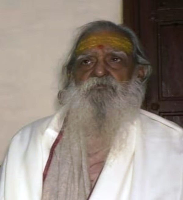 Laxmikant Mathuranath Dixit