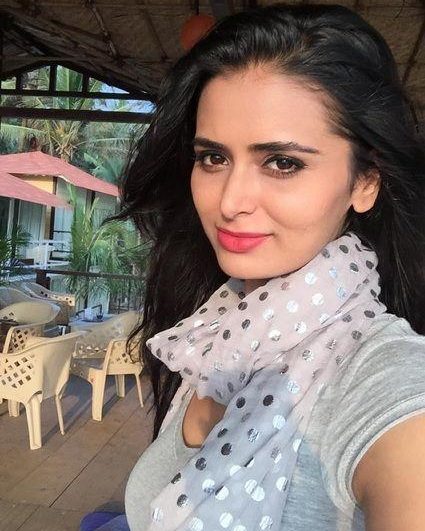 Meenakshi Dixit 8 meenakshi dixit
