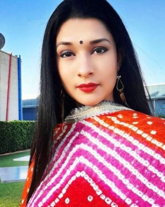 Meenakshi Joshi 15 meenakshi joshi