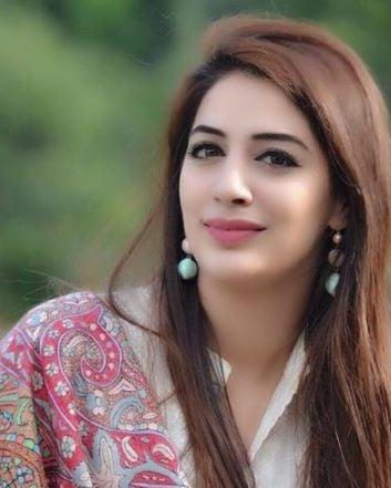 Mehreen Qazi 17 mehreen qazi