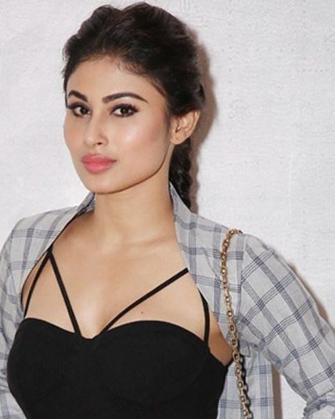 Mouni Roy 1 mouni roy