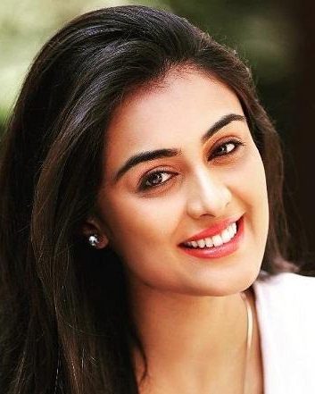 Neha Hinge 16 neha hinge