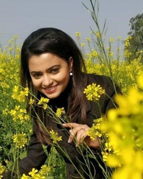 Neha Pant 1 neha pant