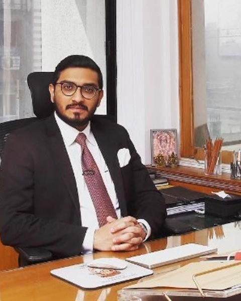 nihar thackeray
