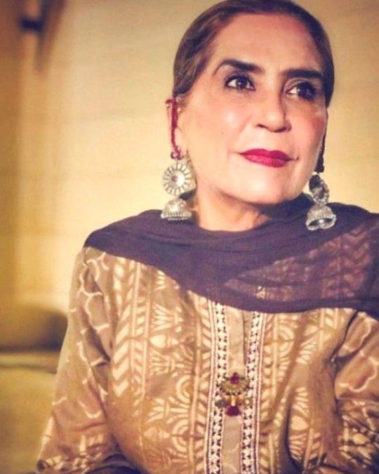 Parveen Akbar 2 parveen akbar