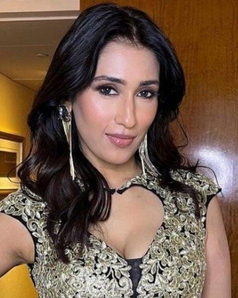 pooja kaif