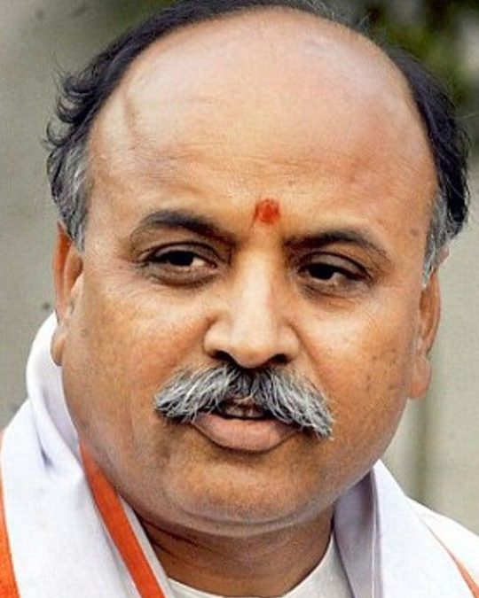 Pravin Togadia 12 pravin togadia